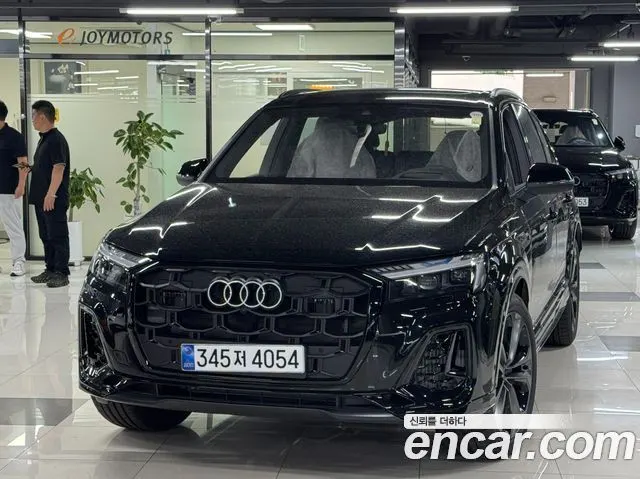 AUDI Q7 2026