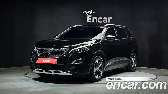 PEUGEOT 5008 2018