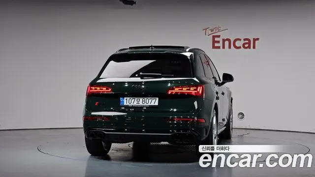AUDI SQ5 2023 — 21 217 км, тёмно-зелёный, Корея — под ключ — фото 4