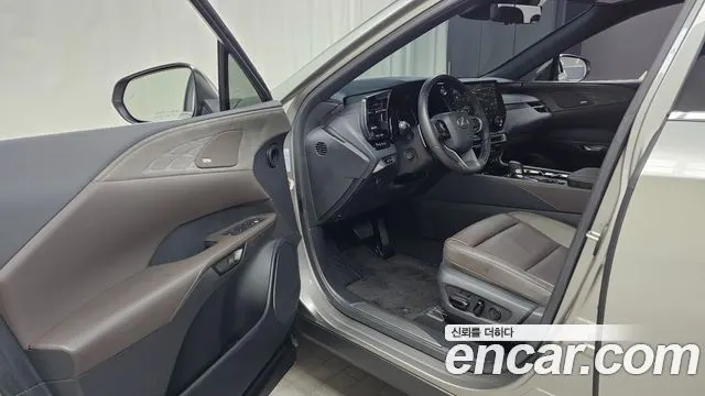 LEXUS RX350H 2024 — 30 515 км, серебристо-серый, Корея — под ключ — фото 10