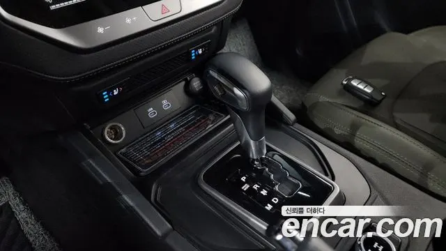 KGM REXTON SPORTS 2024 — 39 554 км, белый-перламутр, Корея — под ключ — фото 9