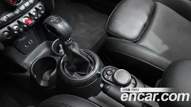MINI COOPER D 2016 — 70 489 км, белый-перламутр, Корея — под ключ — фото 9