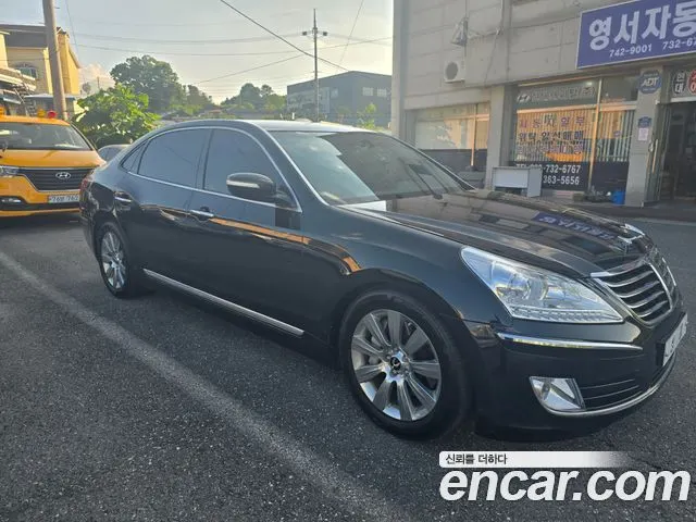 HYUNDAI EQUUS 2012