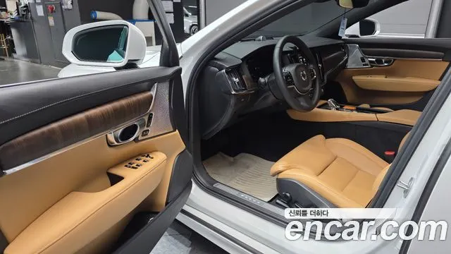 VOLVO S90 2023 — 26 793 км, белый, Корея — под ключ — фото 10