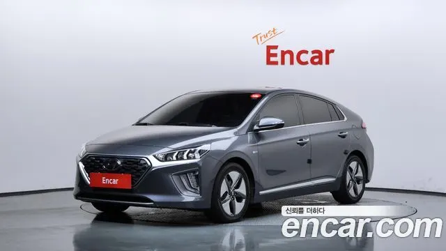 HYUNDAI IONIQ HYBRID 2020