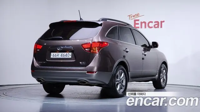 HYUNDAI VERACRUZ 2015 — 72 442 км, бордовый, Корея — под ключ — фото 2