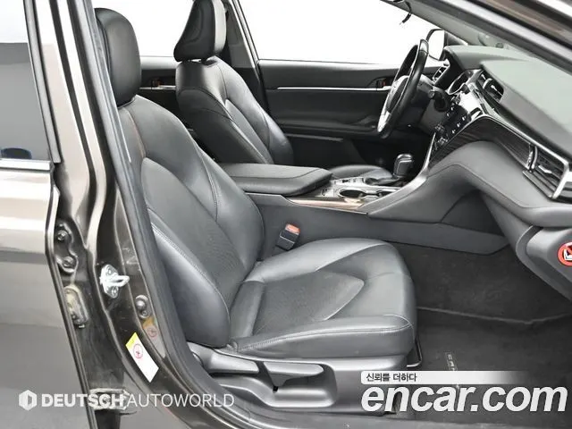 TOYOTA CAMRY 2019 — 201 357 км, серый, Корея — под ключ — фото 10