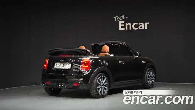 MINI COOPER S CONVERTIBLE 2017 — 37 735 км, чёрный, Корея — под ключ — фото 2