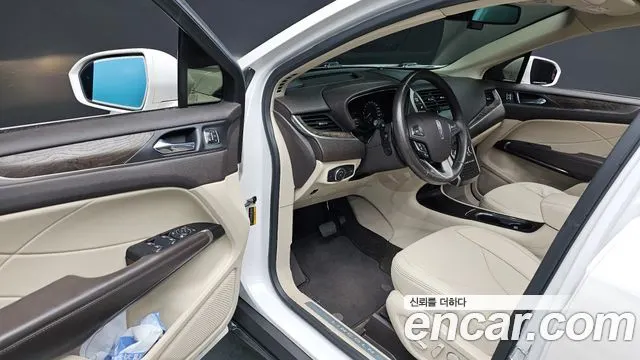 LINCOLN MKC 2017 — 114 402 км, белый, Корея — под ключ — фото 12