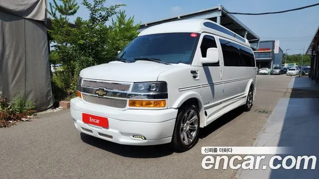CHEVROLET EXPRESS VAN — из Кореи под ключ
