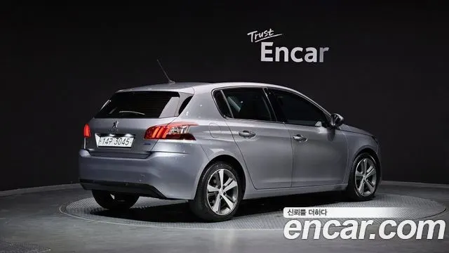 PEUGEOT 308 2015 — 169 749 км, серебристо-серый, Корея — под ключ — фото 2