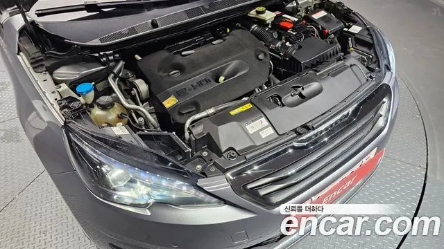 PEUGEOT 308 2015 — 169 749 км, серебристо-серый, Корея — под ключ — фото 6