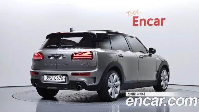 MINI COOPER S CLUBMAN 2016 — 102 937 км, серый, Корея — под ключ — фото 2