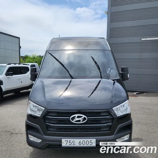 HYUNDAI SOLATI 2018 — 137 400 км, чёрный, Корея — под ключ — фото 2