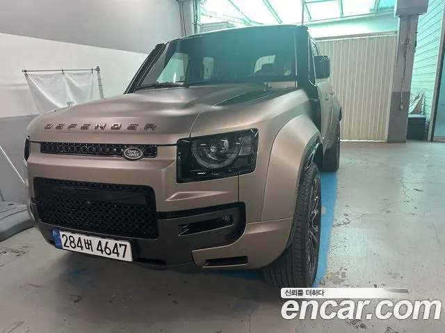 LAND ROVER DEFENDER 2025 — 59 км, золотистый, Корея — под ключ — фото 5