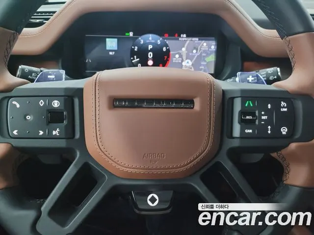 LAND ROVER DEFENDER 2025 — 59 км, золотистый, Корея — под ключ — фото 8