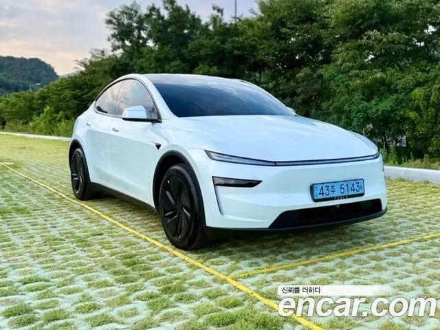 TESLA MODEL Y 2025 — 7 248 км, белый, Корея — под ключ — фото 3