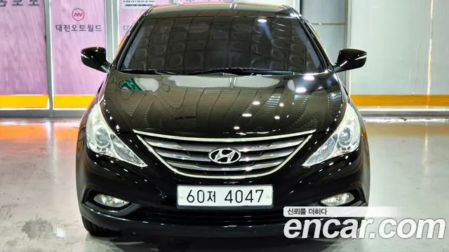 HYUNDAI SONATA 2012 — 65 090 км, чёрный, Корея — под ключ — фото 2