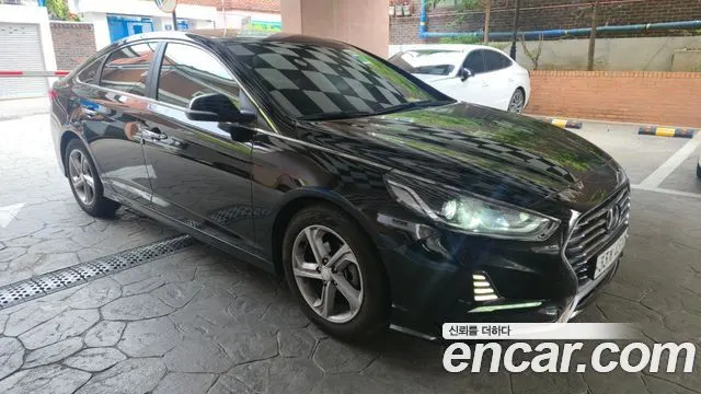 HYUNDAI SONATA HYBRID 2018 — 167 000 км, чёрный, Корея — под ключ — фото 3