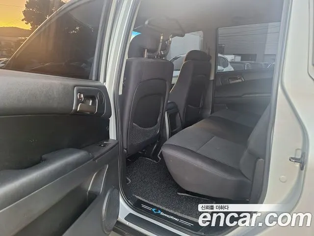 KGM KORANDO SPORTS 2012 — 309 000 км, серебристый, Корея — под ключ — фото 7