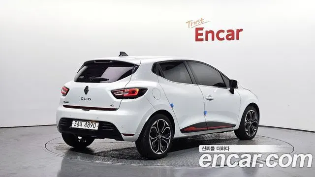 RENAULT KOREA CLIO 2018 — 96 780 км, белый, Корея — под ключ — фото 2
