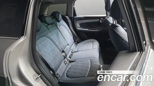 MINI COOPER S COUNTRYMAN 2023 — 42 496 км, серебристо-серый, Корея — под ключ — фото 11