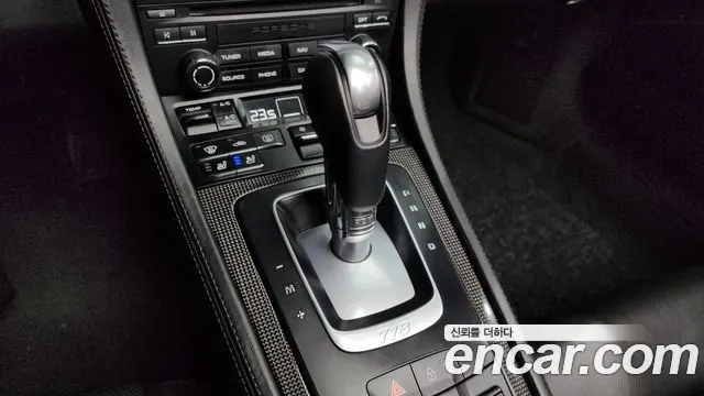 PORSCHE 718 BOXSTER 2021 — 47 746 км, серебристо-серый, Корея — под ключ — фото 9