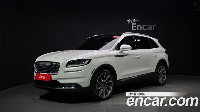 LINCOLN NAUTILUS 2022