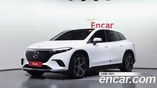 MERCEDES-BENZ EQS SUV X296 2023