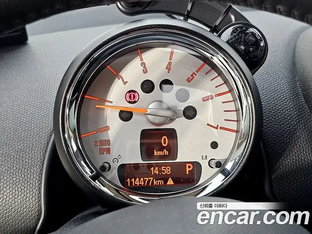 MINI COOPER D COUNTRYMAN 2014 — 114 472 км, тёмно-зелёный, Корея — под ключ — фото 5
