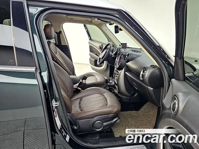 MINI COOPER D COUNTRYMAN 2014 — 114 472 км, тёмно-зелёный, Корея — под ключ — фото 10