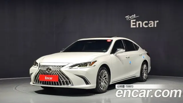 LEXUS ES300H — из Кореи под ключ