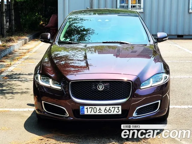 JAGUAR ALL NEW XJ 2019 — 151 000 км, бордовый, Корея — под ключ — фото 5