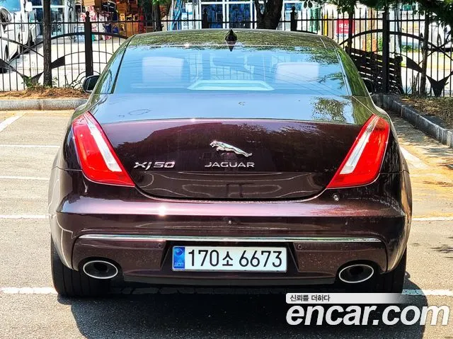 JAGUAR ALL NEW XJ 2019 — 151 000 км, бордовый, Корея — под ключ — фото 6