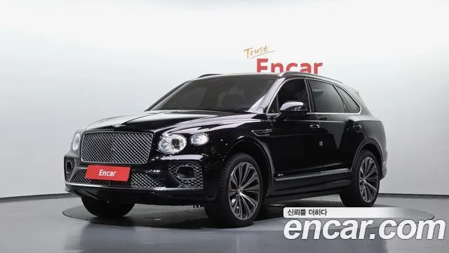 BENTLEY BENTAYGA 2023
