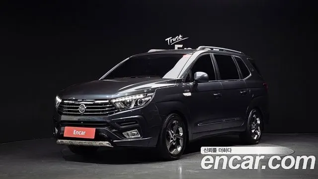 KGM KORANDO TURISMO — из Кореи под ключ