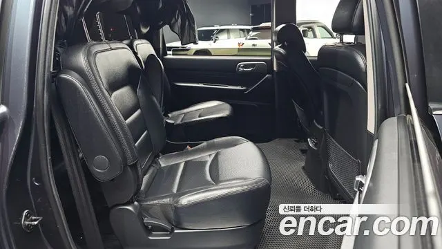 KGM KORANDO TURISMO 2018 — 154 406 км, синий, Корея — под ключ — фото 12
