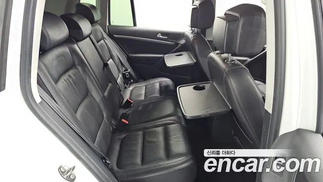 VOLKSWAGEN TIGUAN 2015 — 104 453 км, белый, Корея — под ключ — фото 11