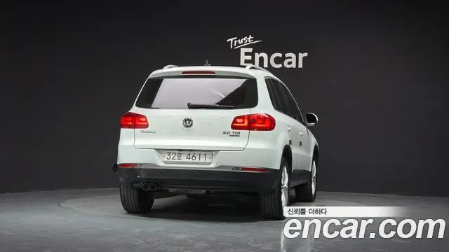 VOLKSWAGEN TIGUAN 2015 — 126 974 км, белый, Корея — под ключ — фото 4