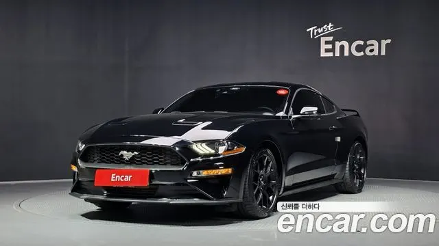 FORD MUSTANG 2021