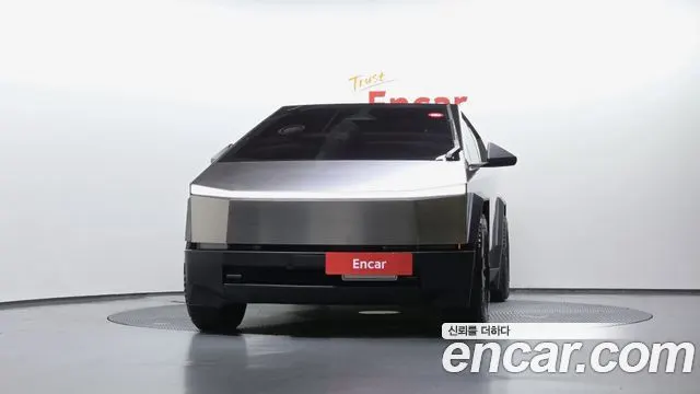 TESLA TRUCK 2024 — 11 484 км, серебристо-серый, Корея — под ключ — фото 3