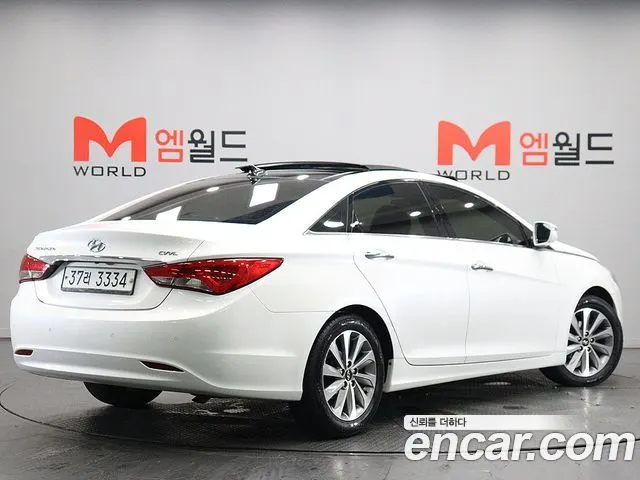 HYUNDAI SONATA THE BRILLIANT 2013 — 240 500 км, белый, Корея — под ключ — фото 3