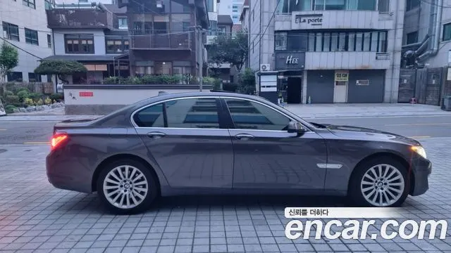 BMW 7 SERIES 2013 — 210 000 км, коричневый, Корея — под ключ — фото 7