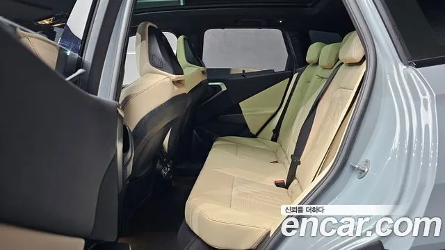 BMW X3 2025 — 8 202 км, светло-серебристый, Корея — под ключ — фото 12
