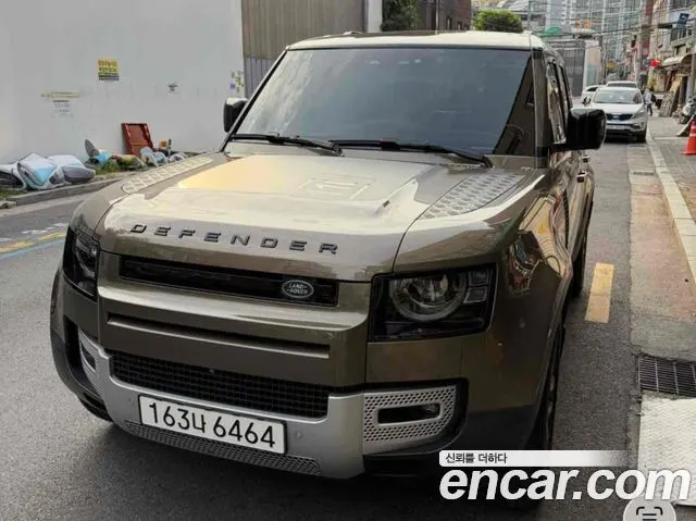 LAND ROVER DEFENDER 2023 — 43 500 км, светло-золотистый, Корея — под ключ — фото 4