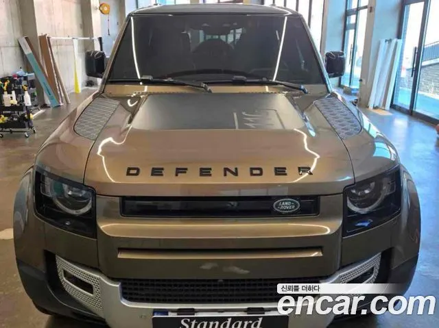 LAND ROVER DEFENDER 2023 — 43 500 км, светло-золотистый, Корея — под ключ — фото 6