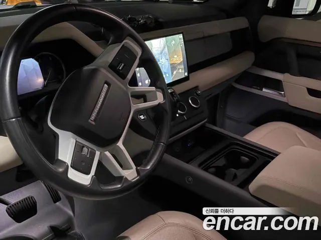 LAND ROVER DEFENDER 2023 — 43 500 км, светло-золотистый, Корея — под ключ — фото 7