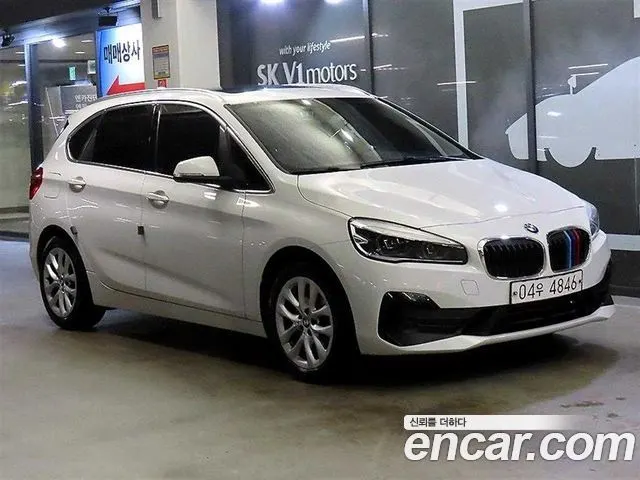 BMW 2 SERIES ACTIVE TOURER 2019 — 52 409 км, белый, Корея — под ключ — фото 1