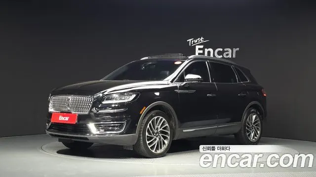 LINCOLN NAUTILUS 2019