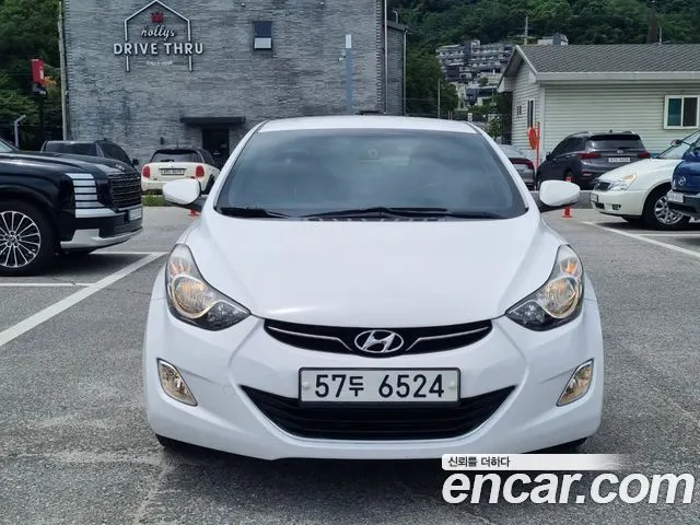 HYUNDAI AVANTE — из Кореи под ключ